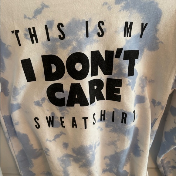 Wound Up White and Blue Statement Sweater - Picture 6 of 8